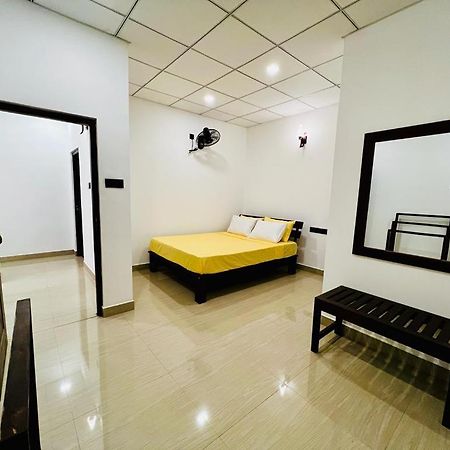 Theon Resort Anuradhapura Exterior foto